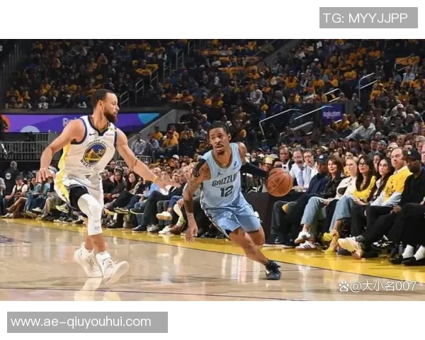 贾里德巴特勒火力全开26投14中三分命中5个狂砍35分7篮板9助攻