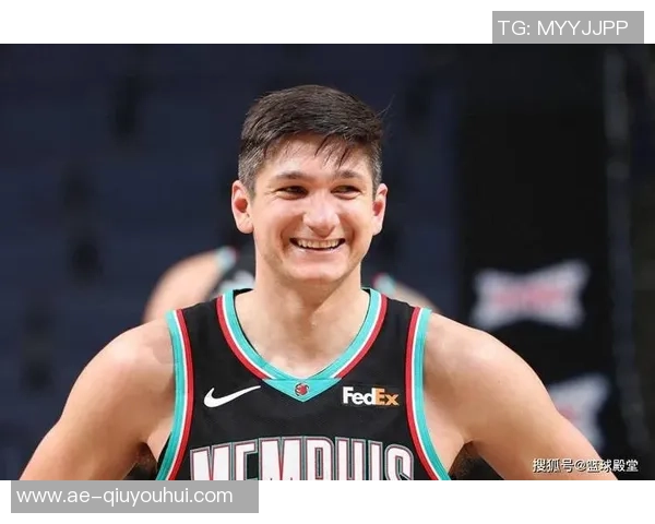 太阳主帅谈伊戈达罗角色定位强调实战经验的重要性与发展潜力