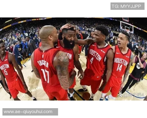 比尔谈快船新赛季展望与小卡哈登祖巴茨默契十足令人期待