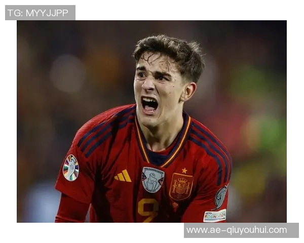 巴黎荣耀时刻国际足联洲际杯冠军球衣将闪耀冠军徽章